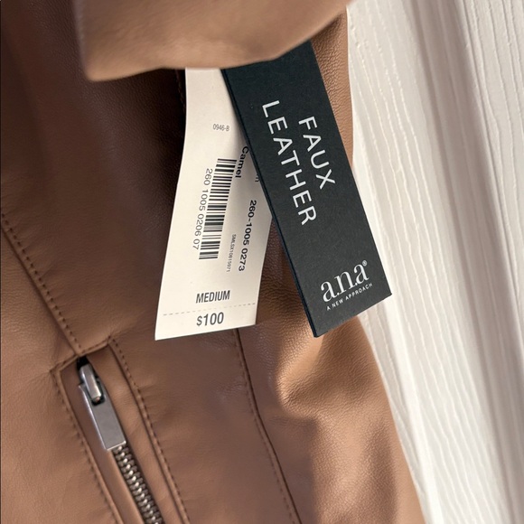 NWT a.n.a Camel Vegan Leather Moto Jacket M - Picture 4 of 8